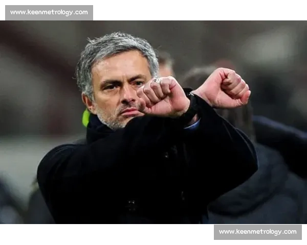 国际足联总监温格探访曼城世俱杯训练营 传奇教头与瓜帅师徒重逢掀热议